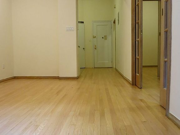 5th image of 519 E 83rd St APT 1R