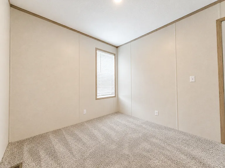 29800 Guilford Cir #151 — Photo 27