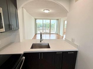 110 Royal Park Dr APT 4F, Oakland Park, FL 33309