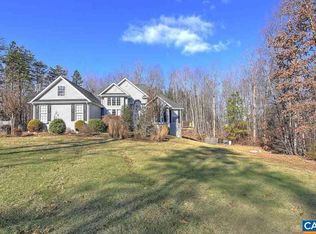 134 Otter Ln, Scottsville, VA 24590