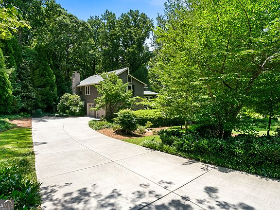 4th image of 1195 Lake Colony Dr