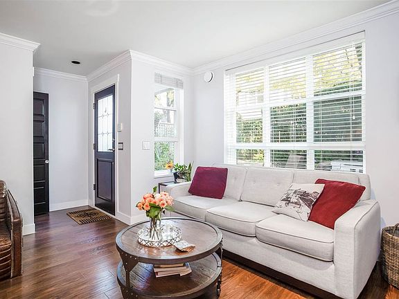 5th image of 685 W 7th Ave #105