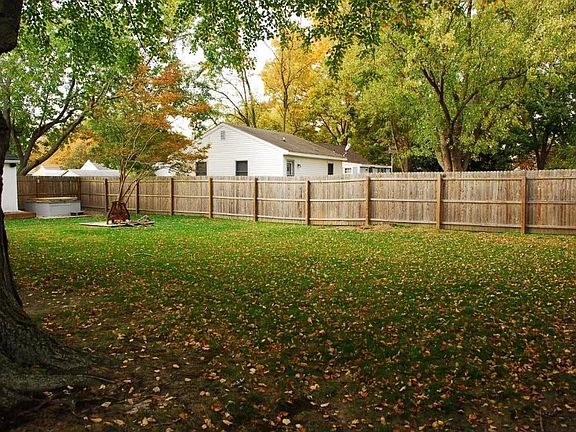 Fences in back yard
