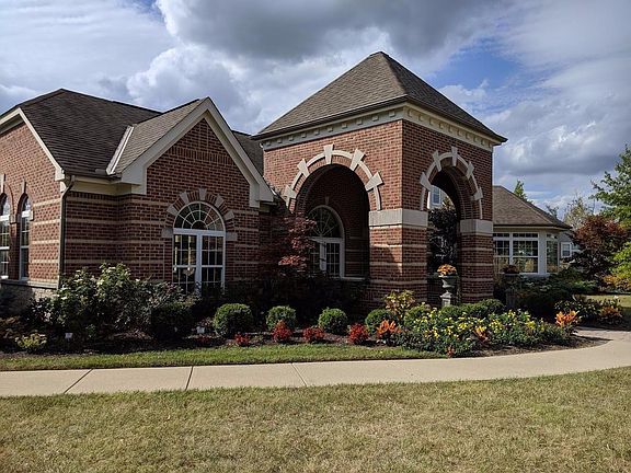 2nd image of 801 Southmeadow Cir Unit 102