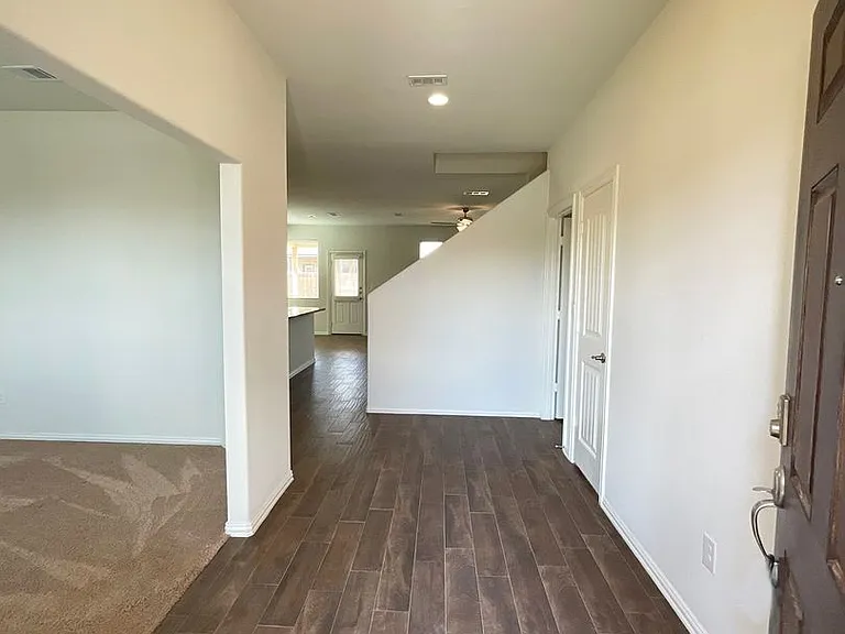 7321 Fossell Ranch Rd — Photo 2