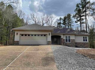 11 Temerario Pl, Hot Springs Village, AR 71909