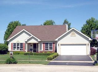 1266 Amber Ct, Woodstock, IL 60098