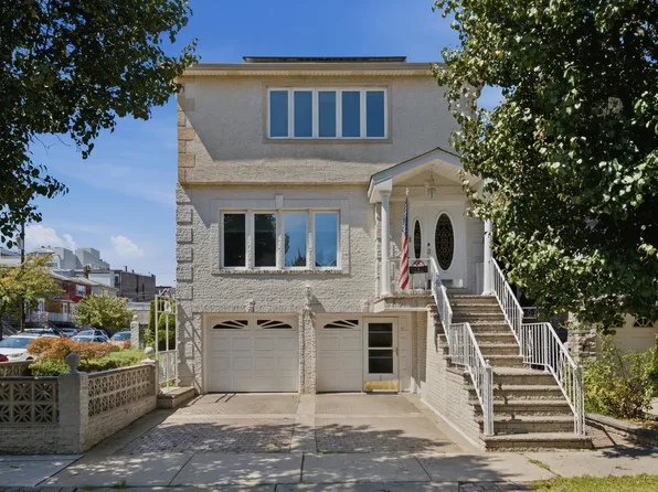 1 Gregg Ln, Bayonne, NJ 07002