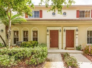 2441 SW 99th Way, Hollywood, FL 33025