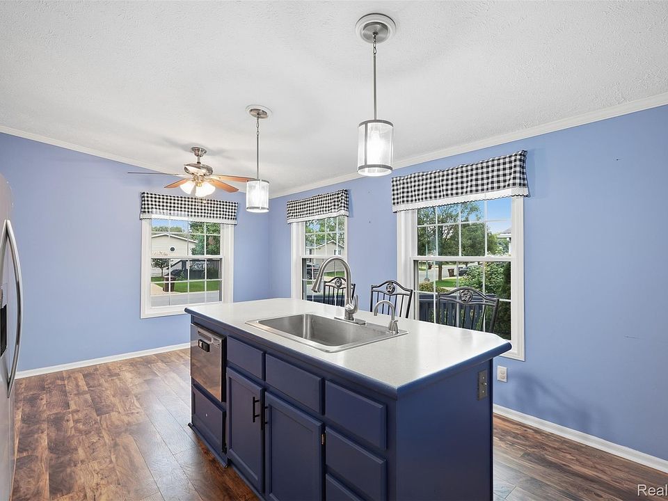 5486 Spring Creek Dr, photo 6
