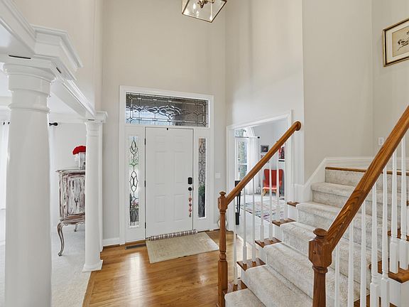 5th image of 4017 Peppertree Dr