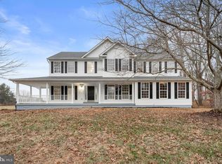 17110 Paddington Ct, Jeffersonton, VA 22724