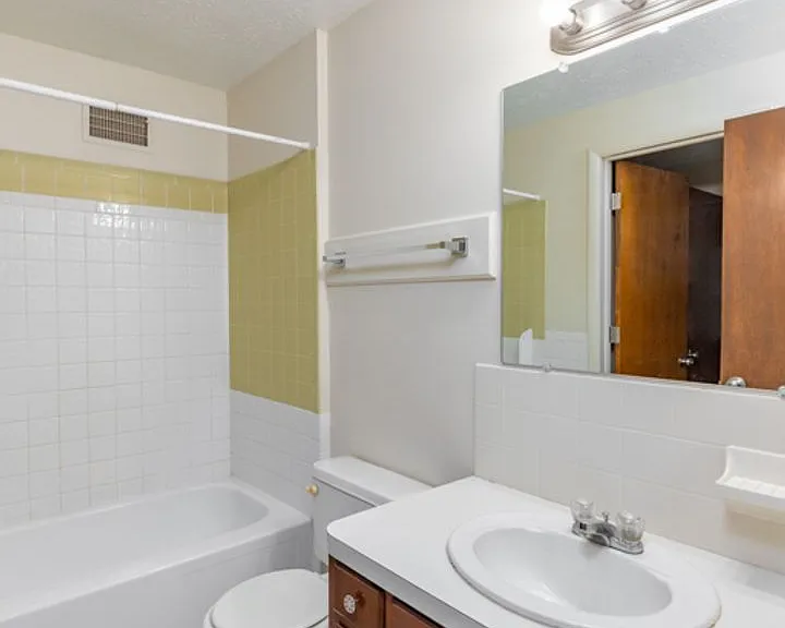 3706 Martindale Rd NE — Photo 16