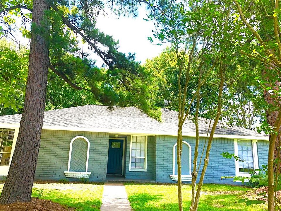 1st image of 6426 Hollow Oaks Dr
