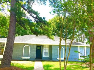6426 Hollow Oaks Dr, Houston, TX 77050