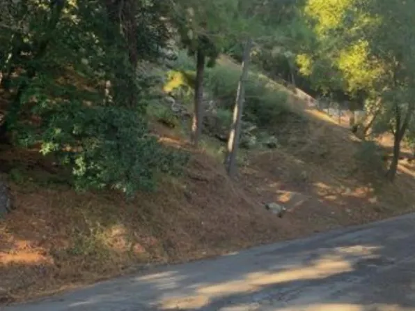 6558 Girvin Dr, Oakland, CA 94611