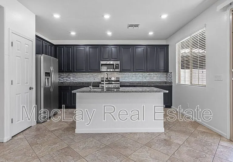 3263 S Miller Dr — Photo 20