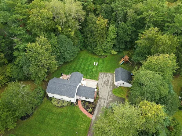 615 Franklin St, Duxbury, MA 02332