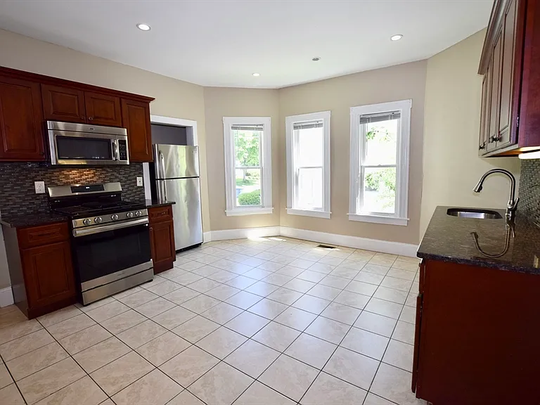 198 Reed St #1 — Photo 13