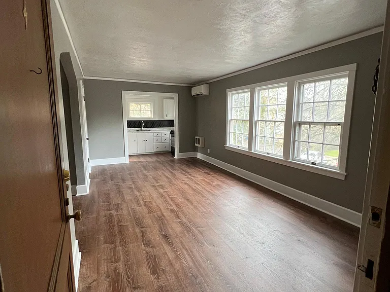1206 Mill St #4 — Photo 8
