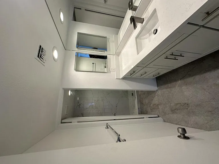2286 N Junipero Ave — Photo 17