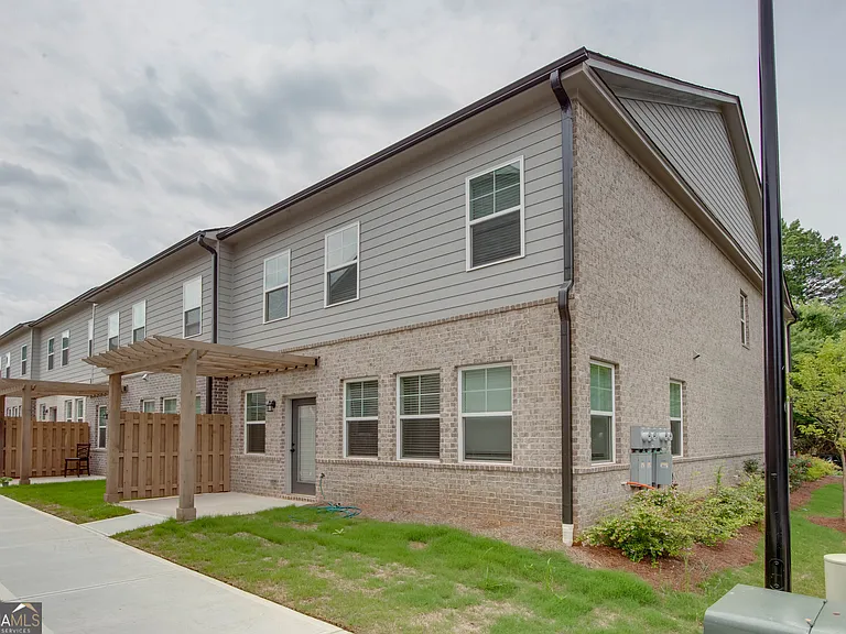 3140 Marabella Cir — Photo 28