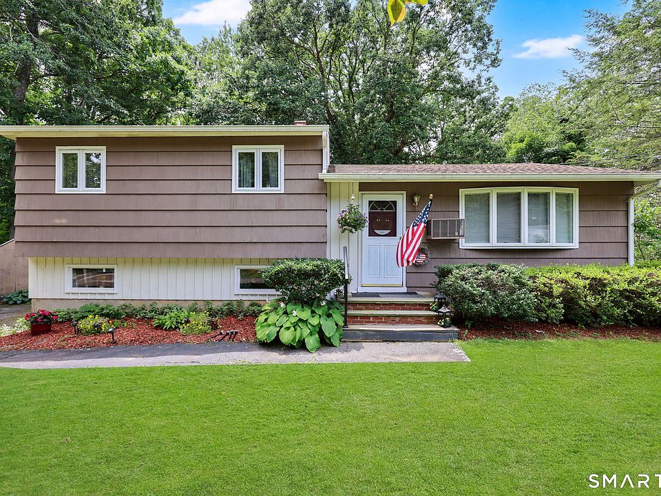 1st image of 56 Oak Wood Drive