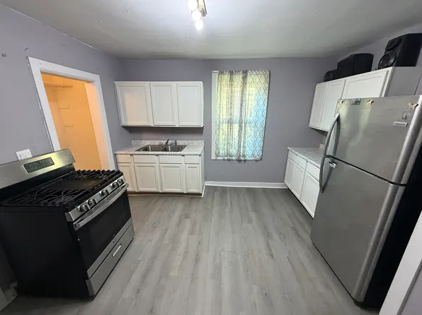 1034 Washington Ave, Racine, WI 53403