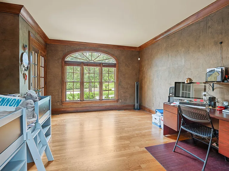 9640 Mitchell Pl — Photo 23