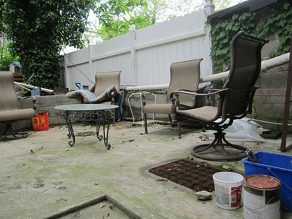 5th image of 157 Clifton Pl #A