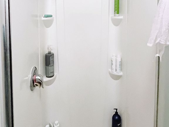 5th image of 800 98th Ave NW APT 202