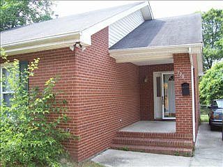 2nd image of 728 Julian St
