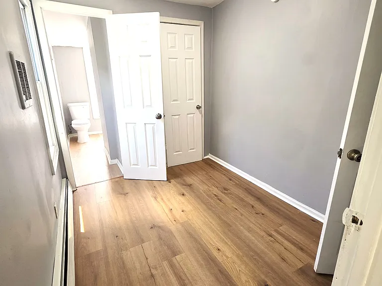 626 Eisenbrown St — Photo 11
