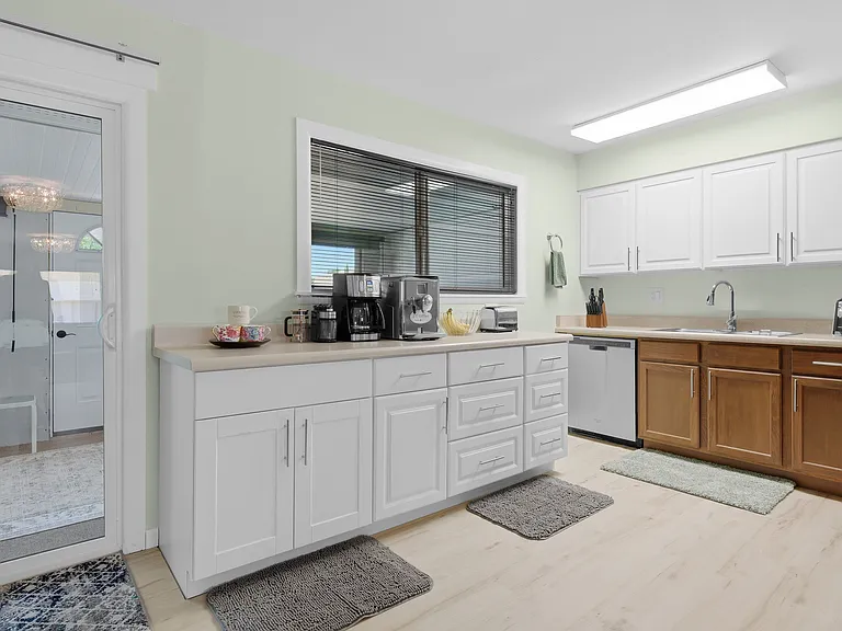 17226 N Lindgren Ave — Photo 12