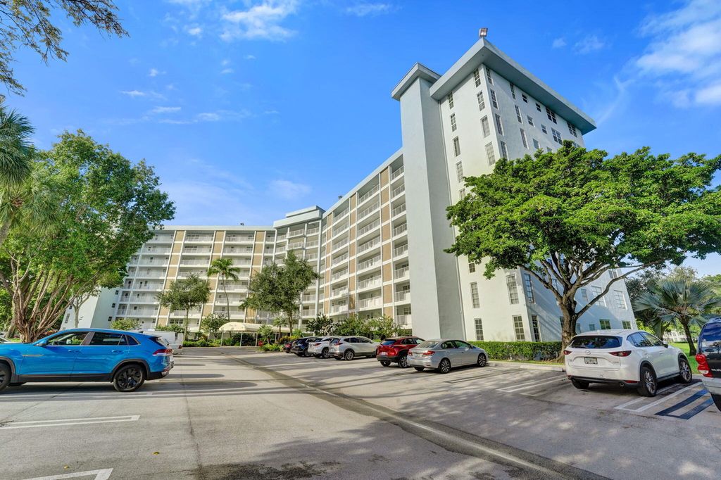 3010 N COURSE Drive #312, Pompano Beach