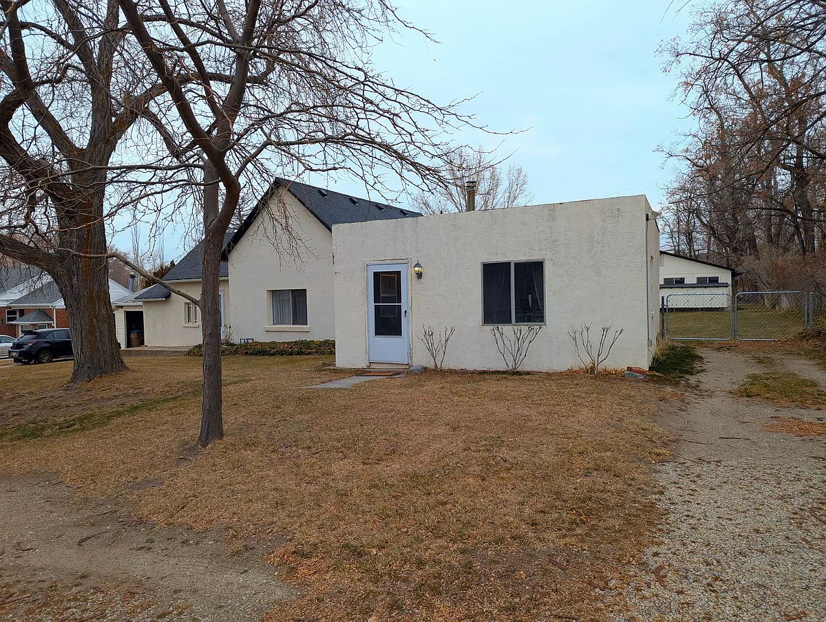Building Photo - 891 E 12200 S #E