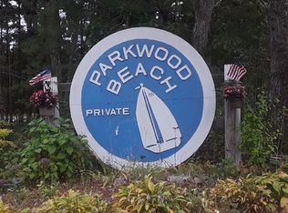 3 Gardonia St, Wareham, MA 02571