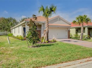 2221 Summersweet Dr, Alva, FL 33920