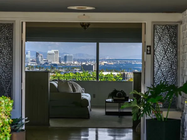 2255 Evergreen St, San Diego, CA 92106