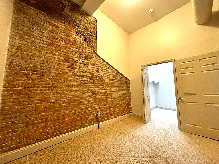 130 E State St #402 — Photo 6