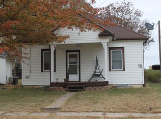 1700 W 3rd St, Sprague, NE 68438