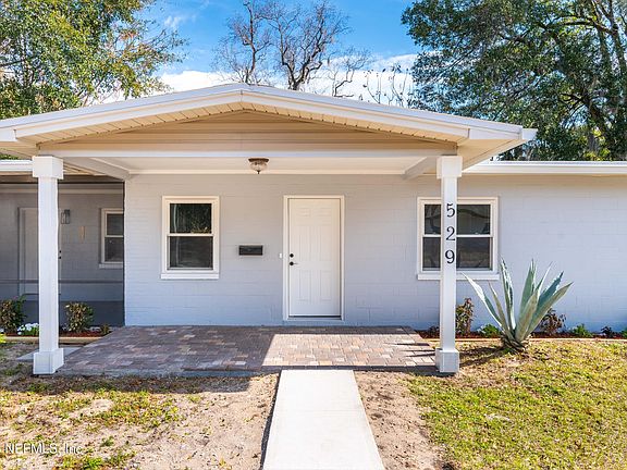 4th image of 529 SAPELO Road