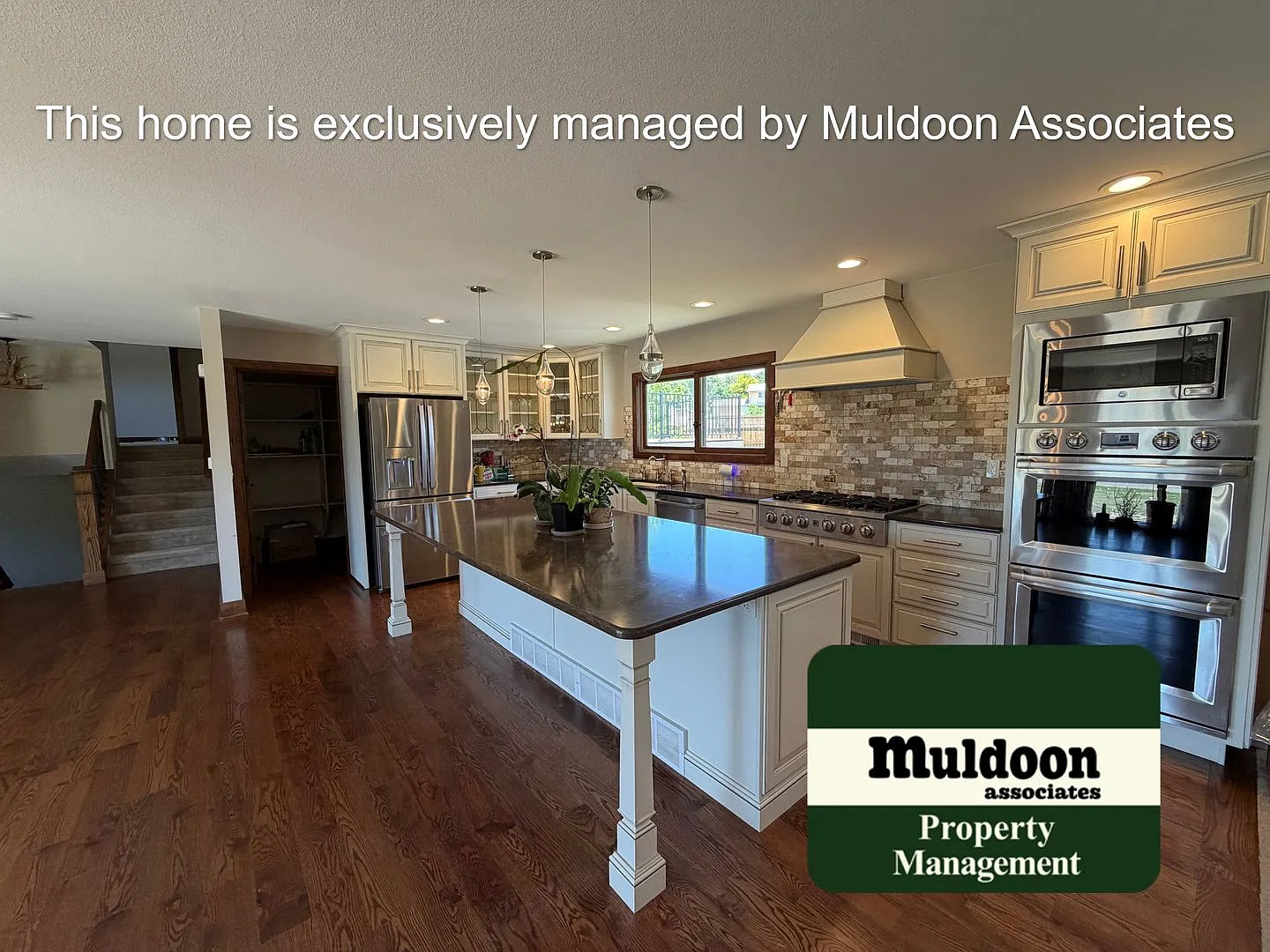 Horse property in the heart of the city! — Photo 1