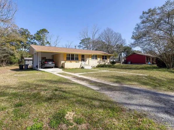 1082 Chavers St, Pensacola, FL 32534