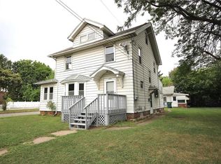 476 Fernwood Ave, Rochester, NY 14609