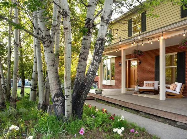 8373 Goldenstein Ln, Bozeman, MT 59715