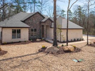 21 Pacifica Cir, Hot Springs Village, AR 71909