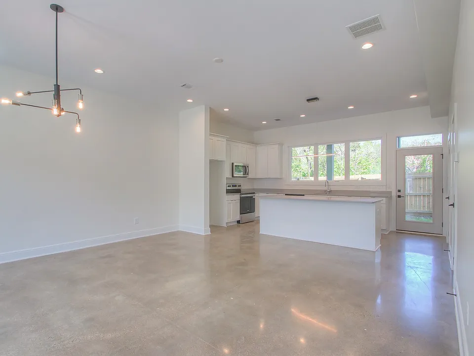 1540 Yarra St