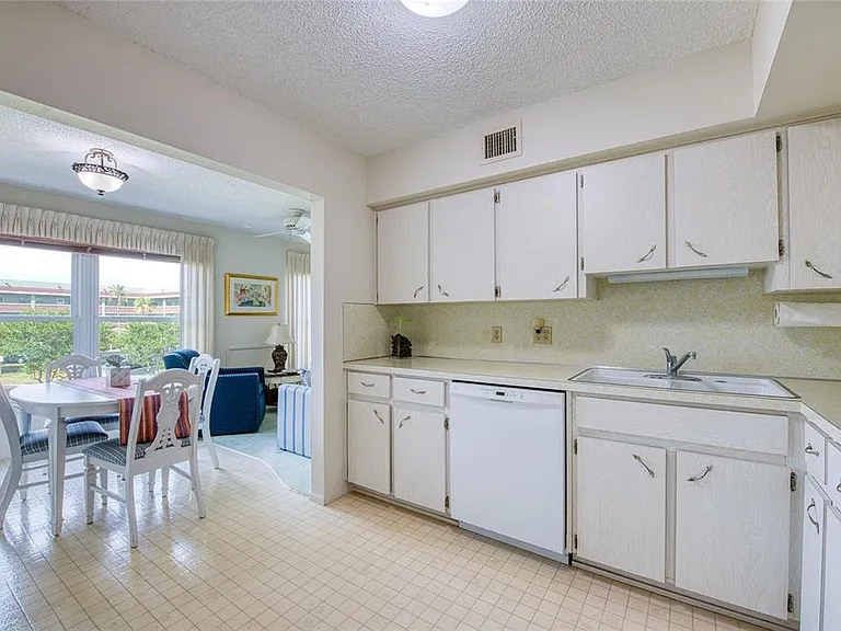 2310 Denmark St #46 — Photo 11