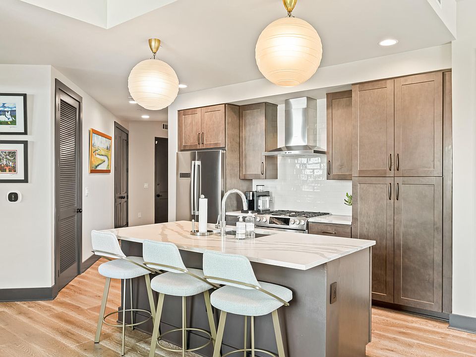 1st image of 5 Gadsdenboro St #303